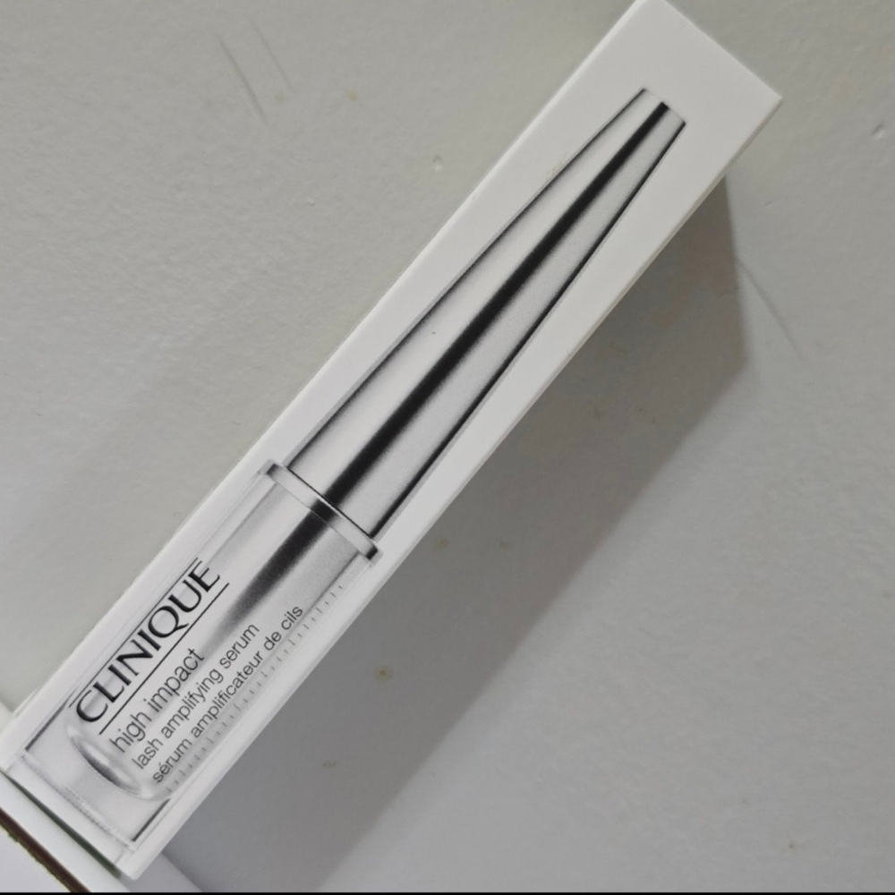 CLINIQUE HIGH IMPACT LASH AMPLIFYING SERUM